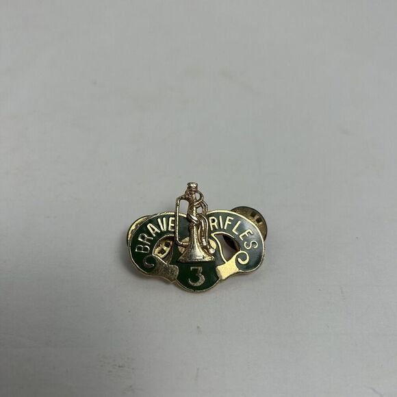 WWII US Army 3rd Cavalry Regiment ACR Brave Rifles Unit Insignia Pin - Picture 1 of 2
